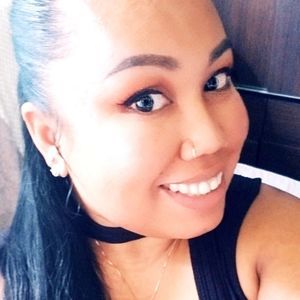 Meet your Posher, Marina